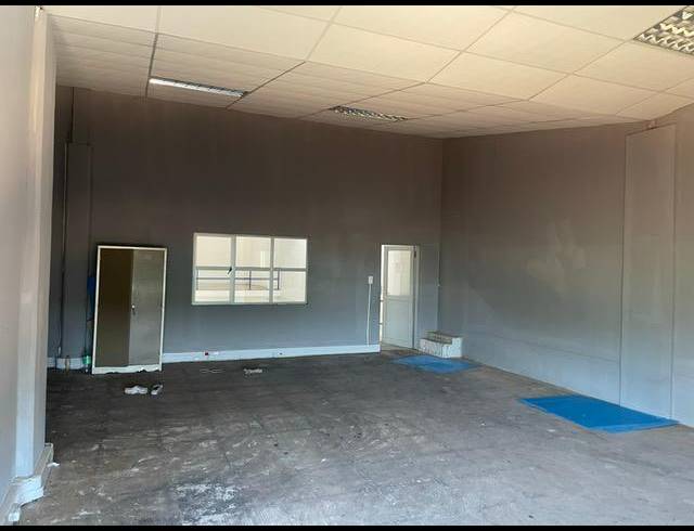 457M² WAREHOUSE TO LET IN GLEN ANIL